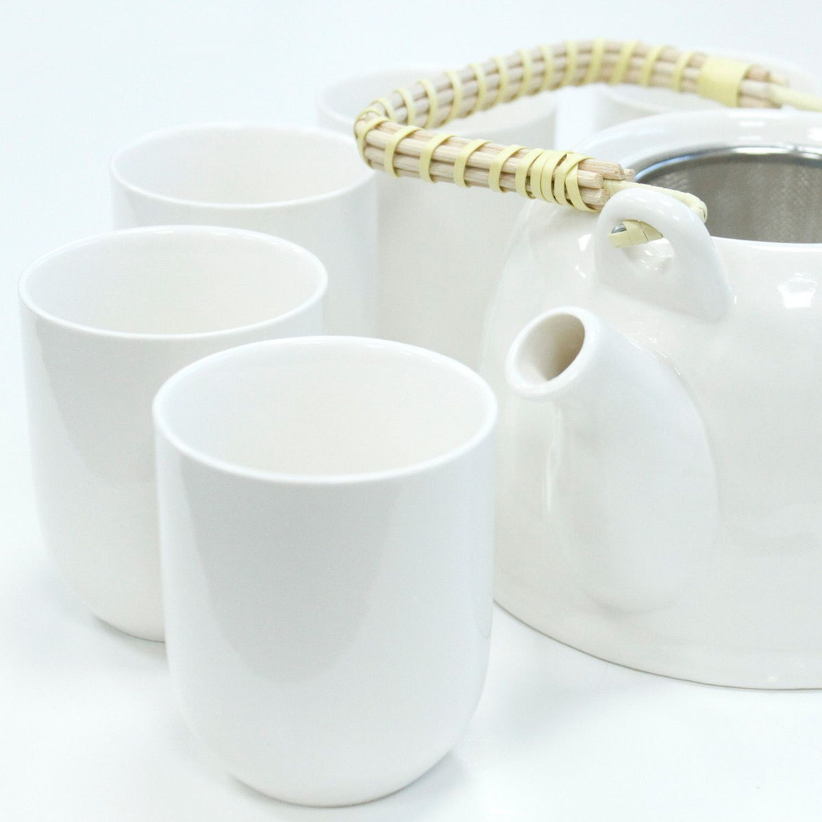 Classic White Tea Set – Teapot & 6 Cups, 650ml Ceramic Teapot with Strainer, Gift Boxed